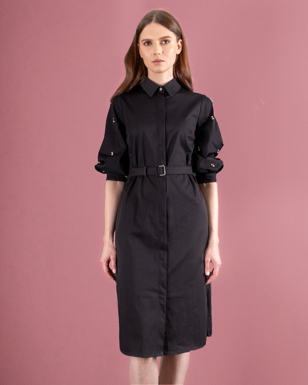 Gömlek Yaka Önü Patlı Kolları Taş İşlemeli Kemerli Elbise