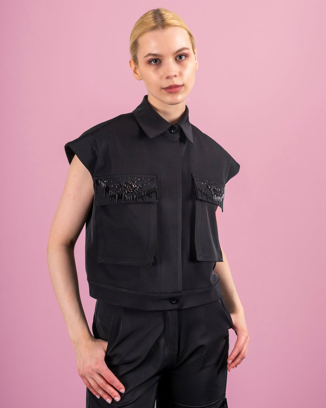 Gömlek Yaka Boncuk İşlemeli Yelek-Pantolon Takım