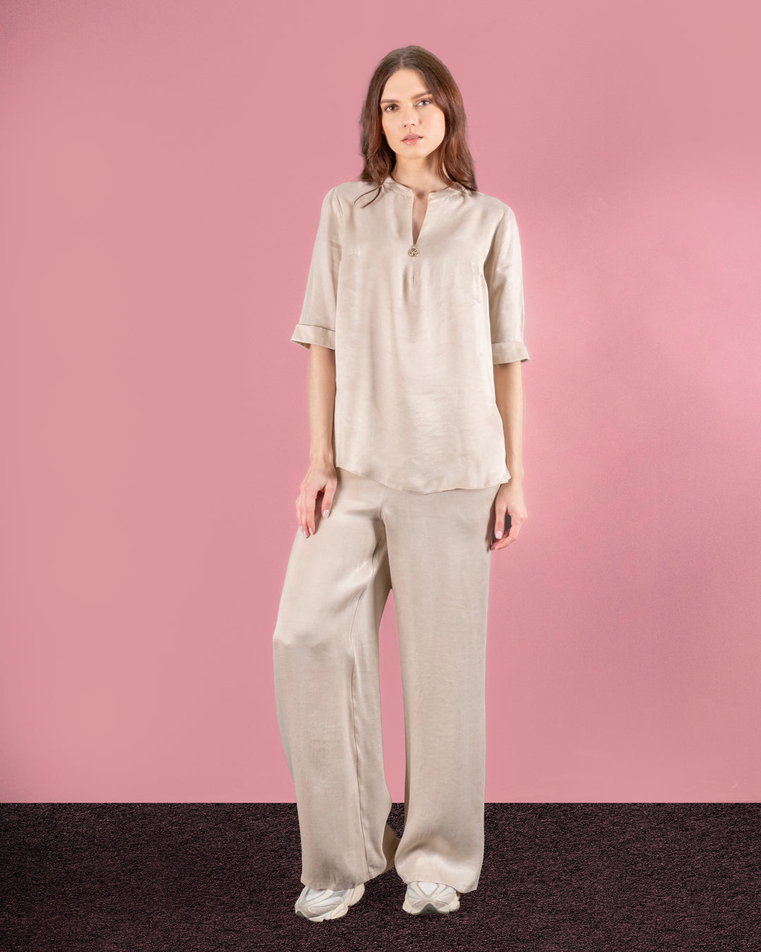 Yuvarlak Yaka Yarım Fermuarlı Kısa Kol Gömlek- Beli Lastikli Pantolon Takım