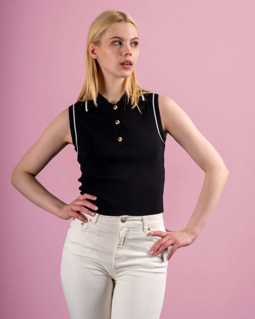 Polo Neck Button Detailed Zero Sleeve Fine Knit Blouse