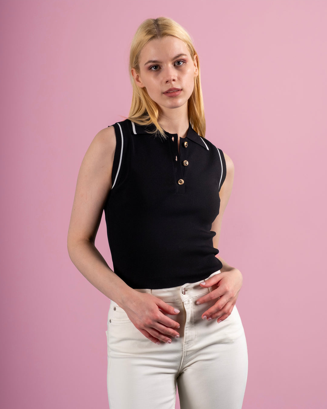 Polo Neck Button Detailed Zero Sleeve Fine Knit Blouse