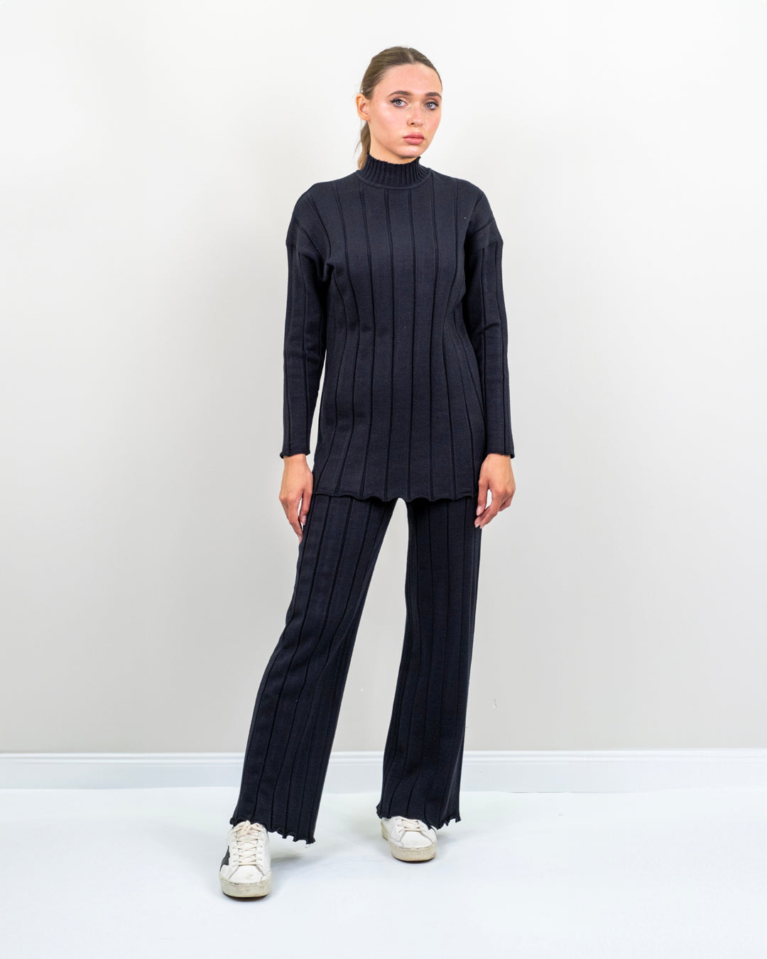 Yarım Balıkçı Yaka Triko Kazak - Pantolon Takım