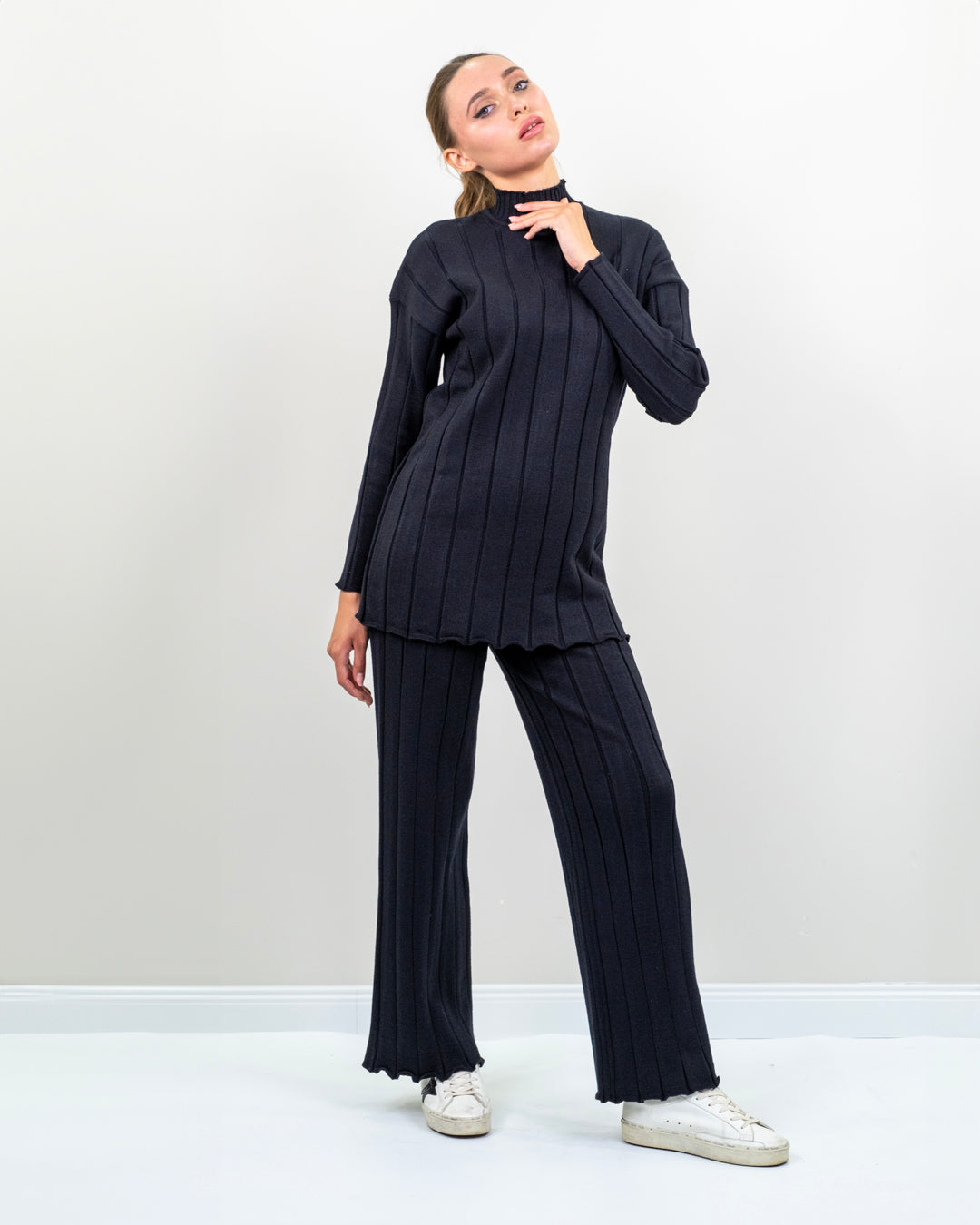 Yarım Balıkçı Yaka Triko Kazak - Pantolon Takım