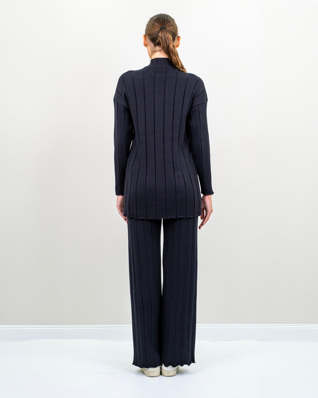 Yarım Balıkçı Yaka Triko Kazak - Pantolon Takım