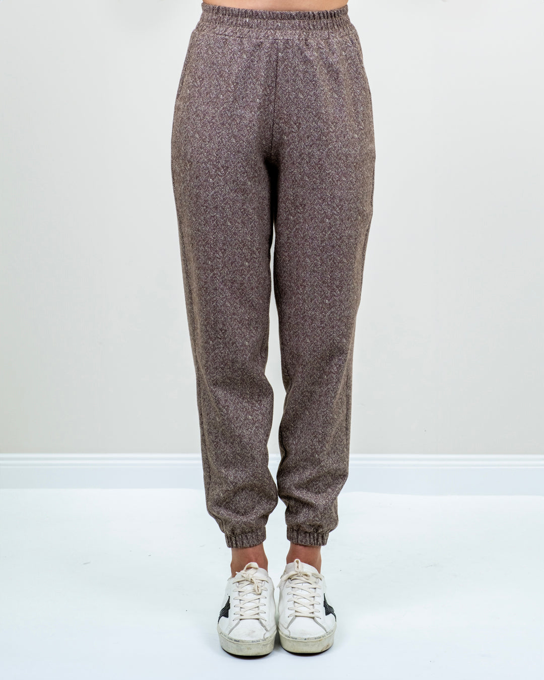 Beli ve Paçası Lastikli Balıksırtı Pantolon