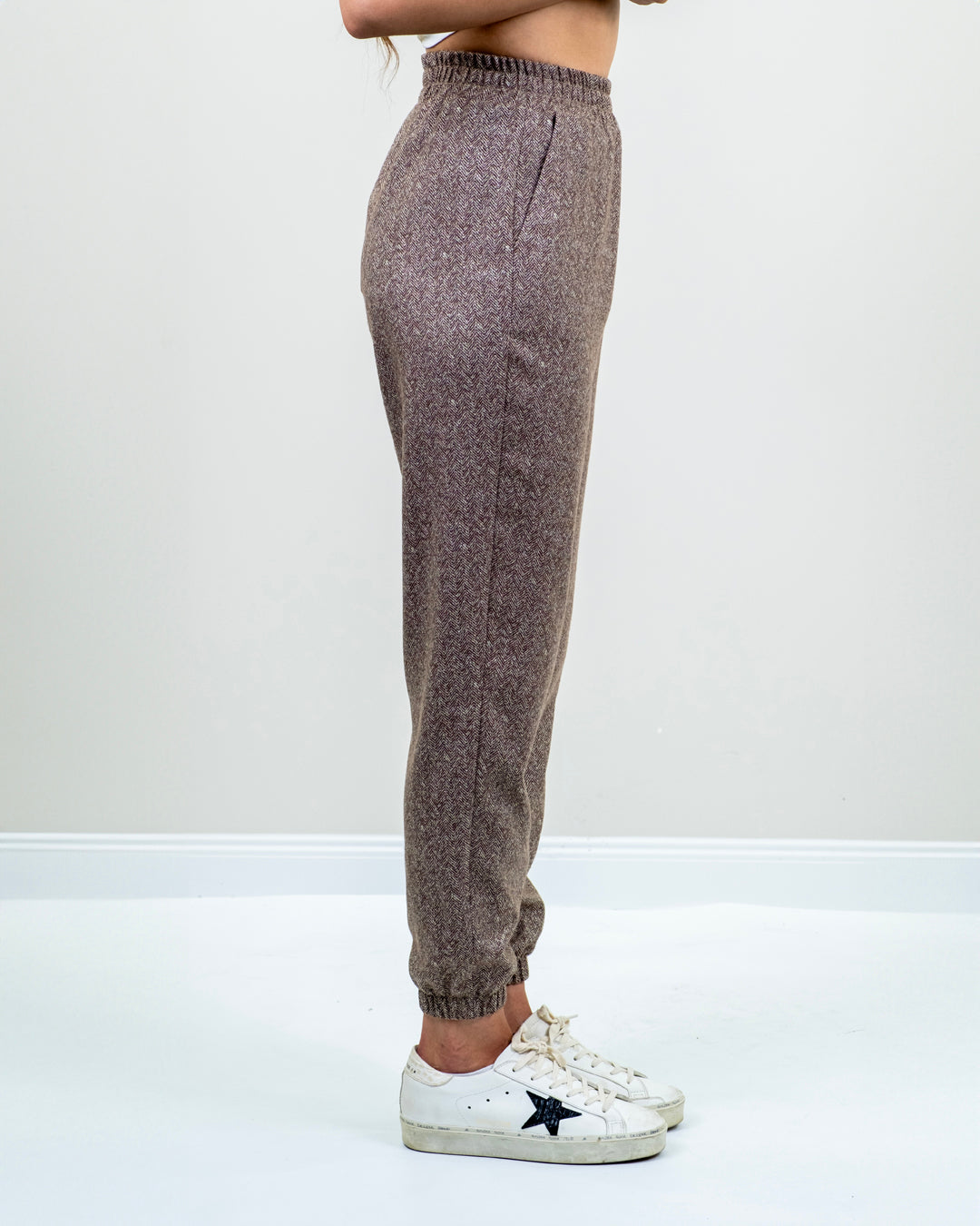 Beli ve Paçası Lastikli Balıksırtı Pantolon