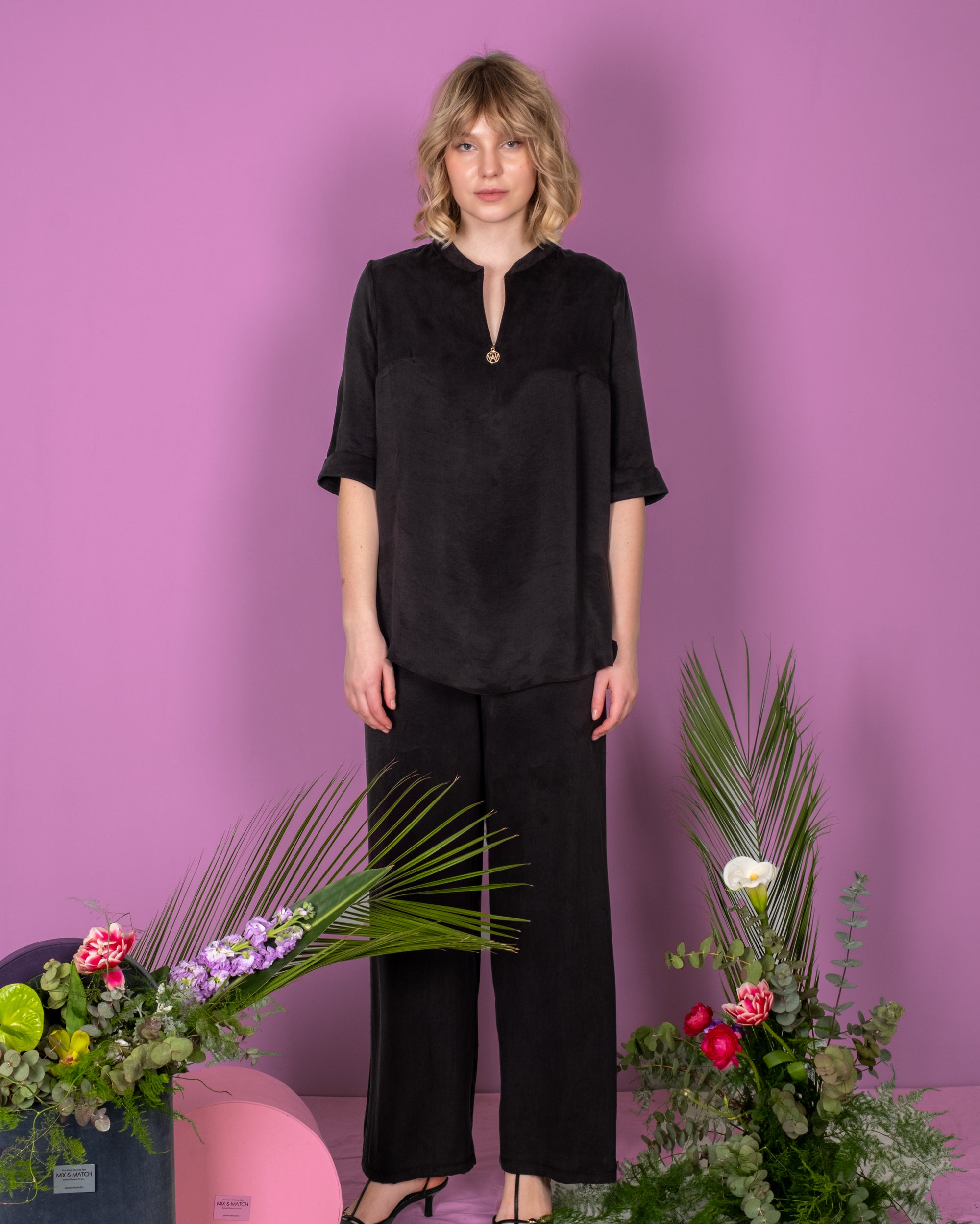 Yuvarlak Yaka Yarım Fermuarlı Kısa Kol Gömlek- Beli Lastikli Pantolon Takım