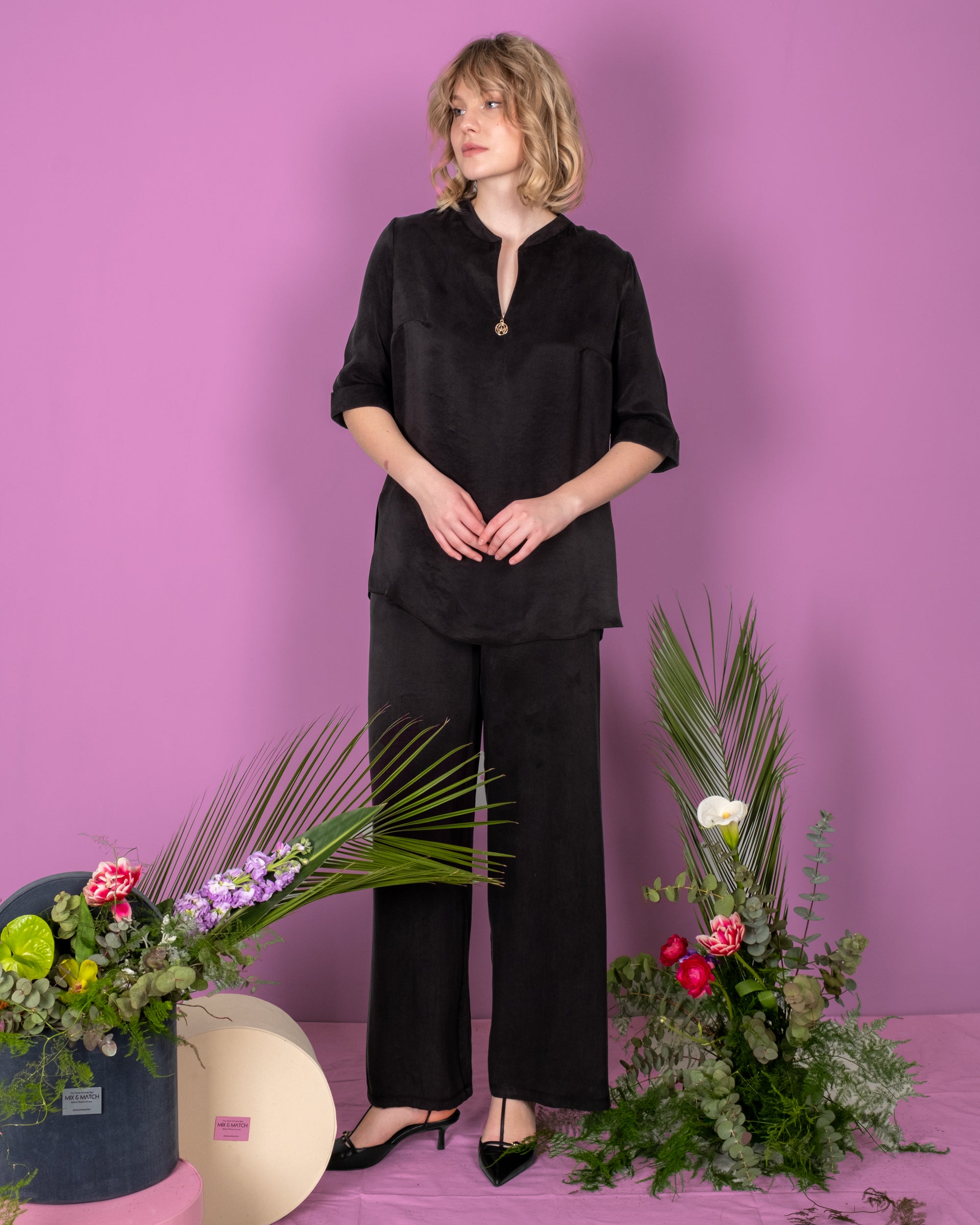 Yuvarlak Yaka Yarım Fermuarlı Kısa Kol Gömlek- Beli Lastikli Pantolon Takım