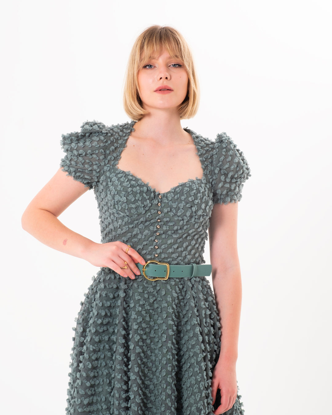 Göğüs Kaplı, Önü Düğme Detaylı, Balon Kollu, Astarlı Elbise