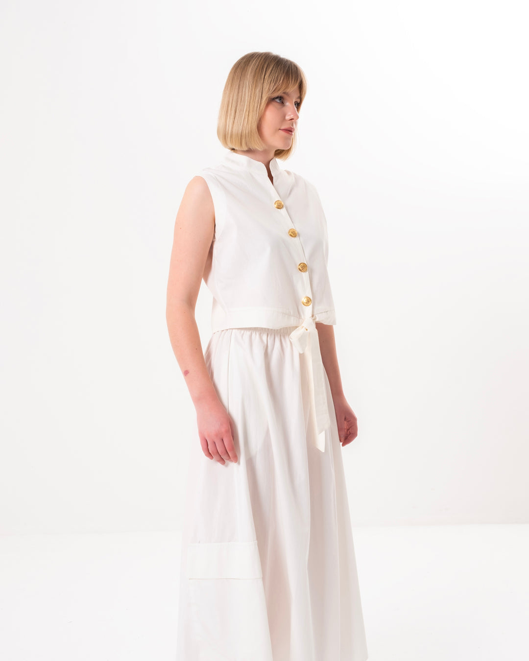 Düğme Detaylı Kolsuz Bluz - Etek Takım