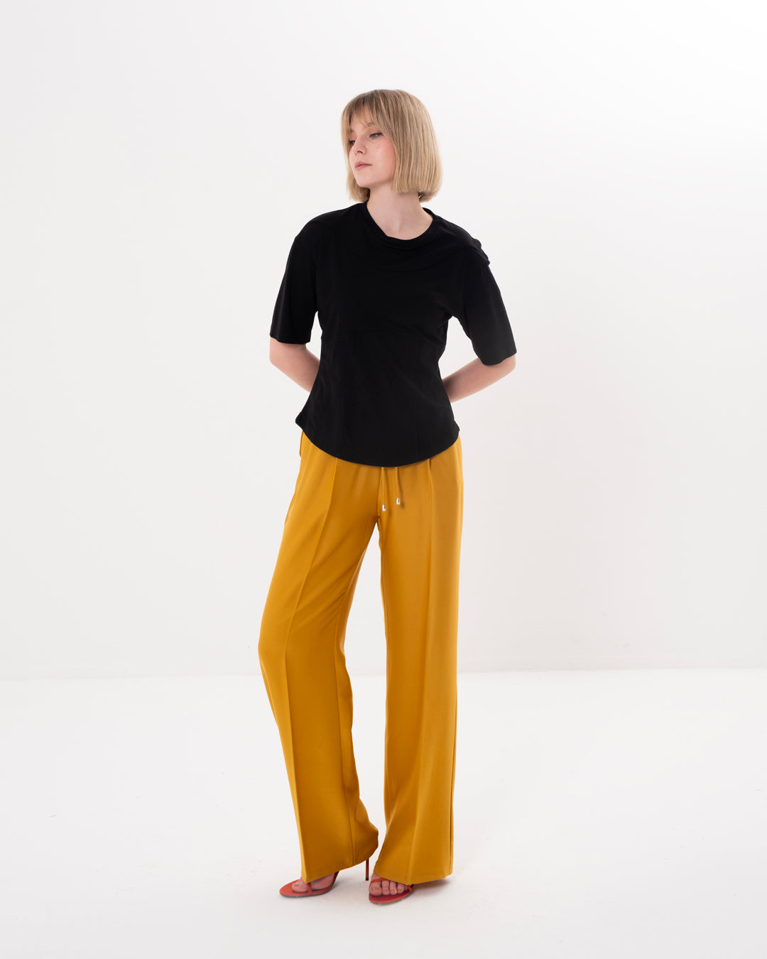 Beli Lastikli Pantolon