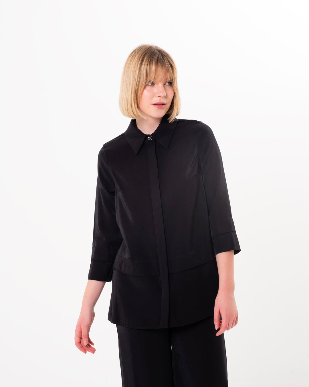 Gömlek Yaka Önü Patlı Düğmeli Bluz-Pantolon Takım