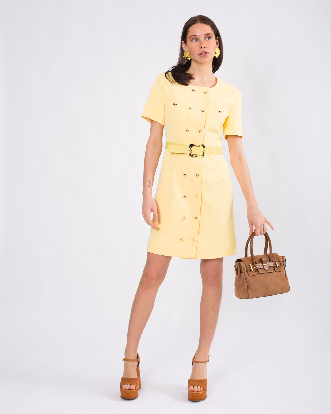 Yuvarlak Yaka Önü Düğme Detaylı İçi Astarlı Kısa Kollu Kemerli Elbise