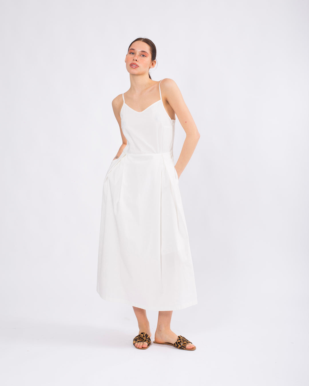 Yuvarlak Yaka, Merserize Crop Triko Bluz - Askılı Elbise