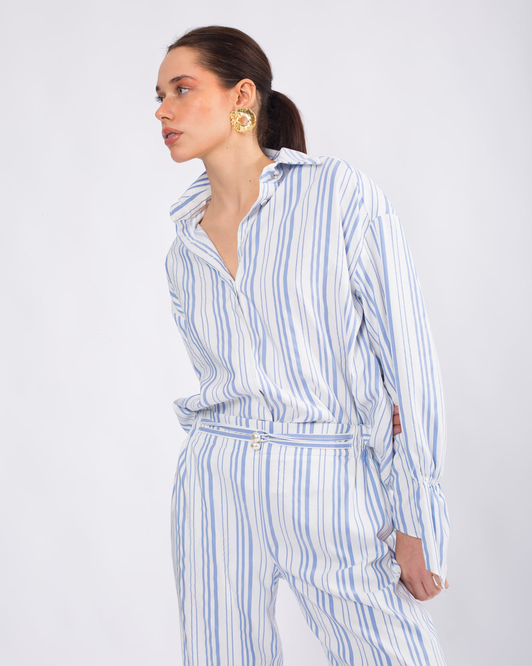 Gömlek Yaka Önü Patlı-Düğmeli Bluz - Beli Lastikli Pantolon Takım