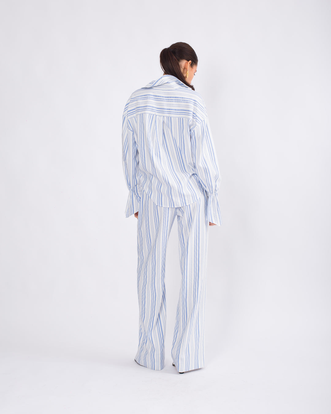 Gömlek Yaka Önü Patlı-Düğmeli Bluz - Beli Lastikli Pantolon Takım