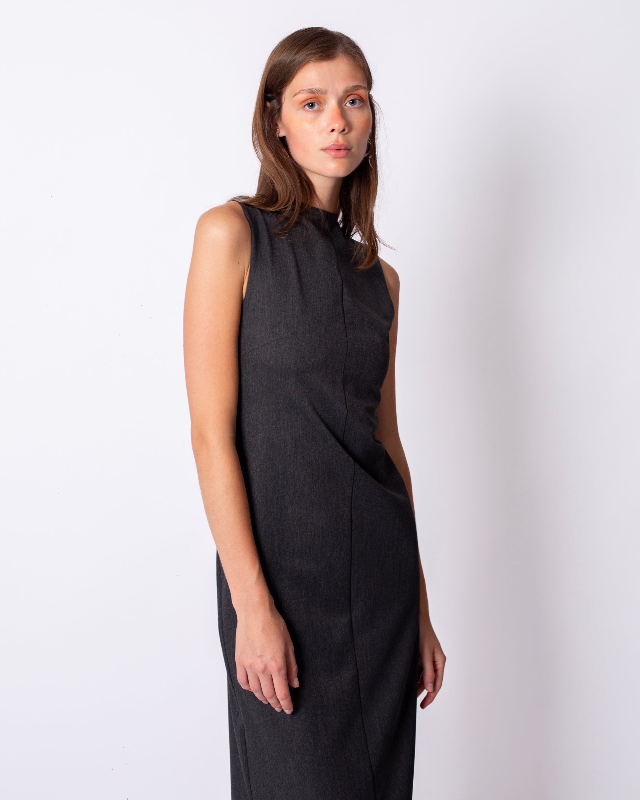 Yuvarlak Yaka İçi Astarlı Elbise