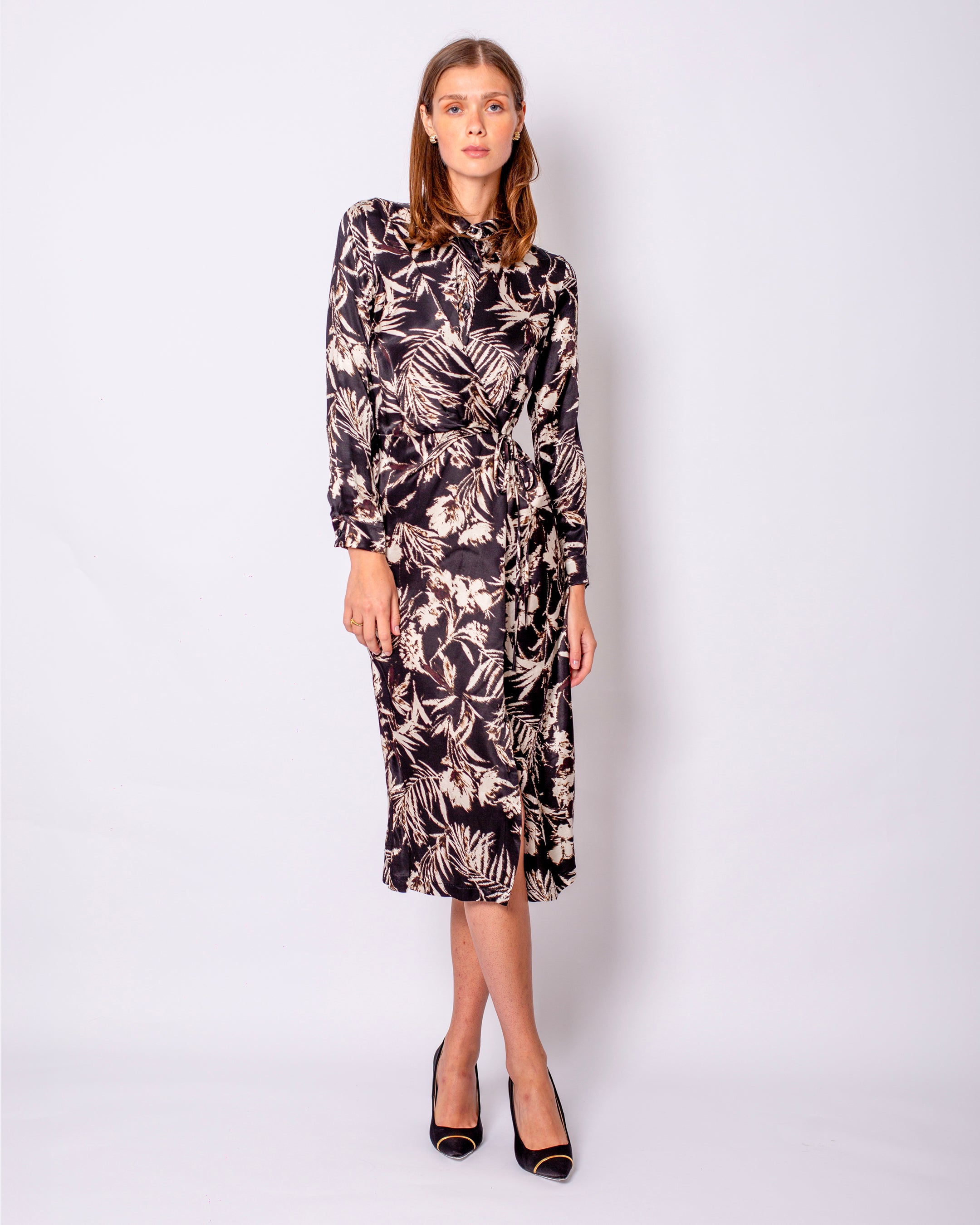 Yaprak Baskılı Saten Kruvaze Belden Bağlamalı Gömlek Elbise