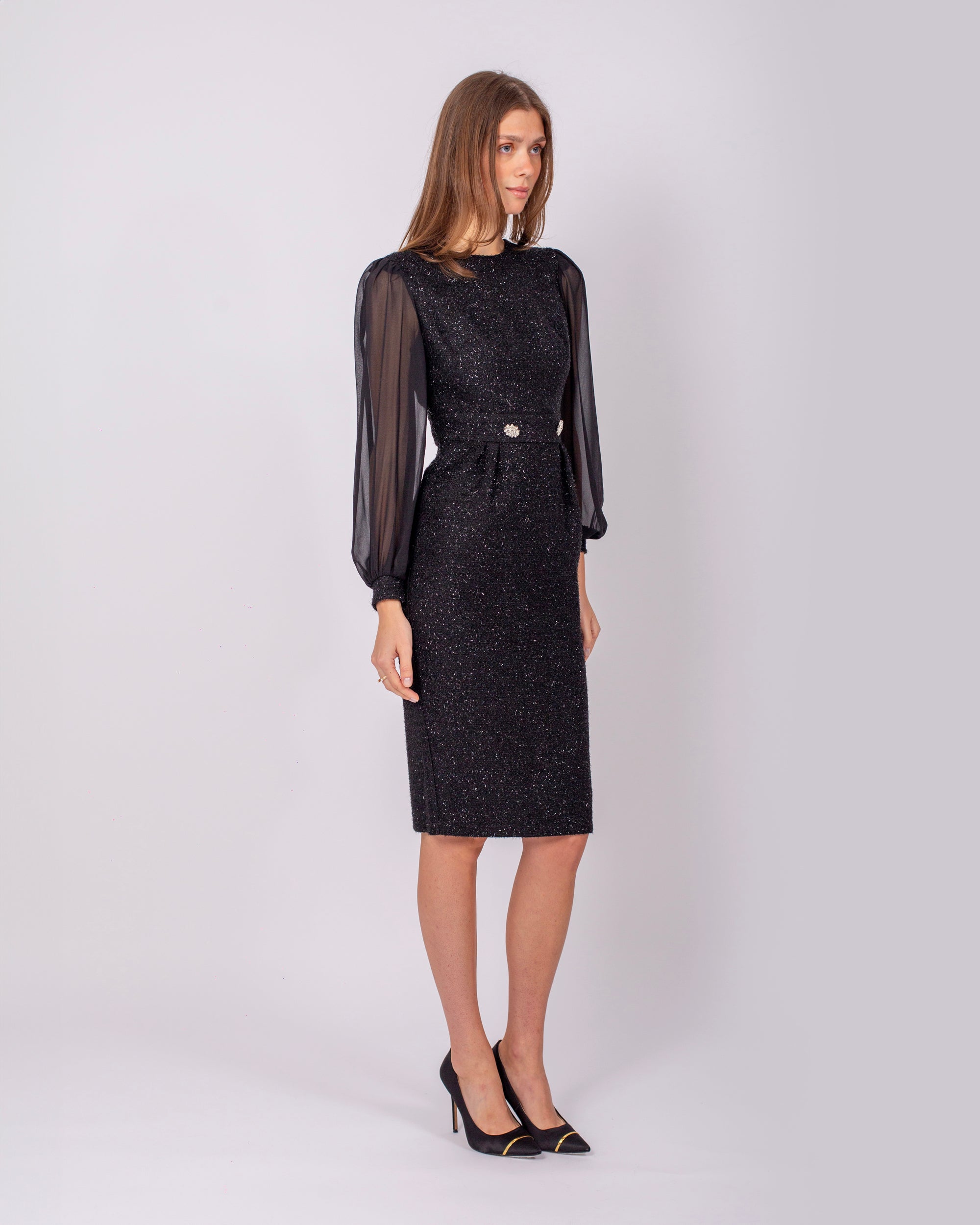 Yuvarlak Yaka Taş Detaylı Kolları Şifon Elbise