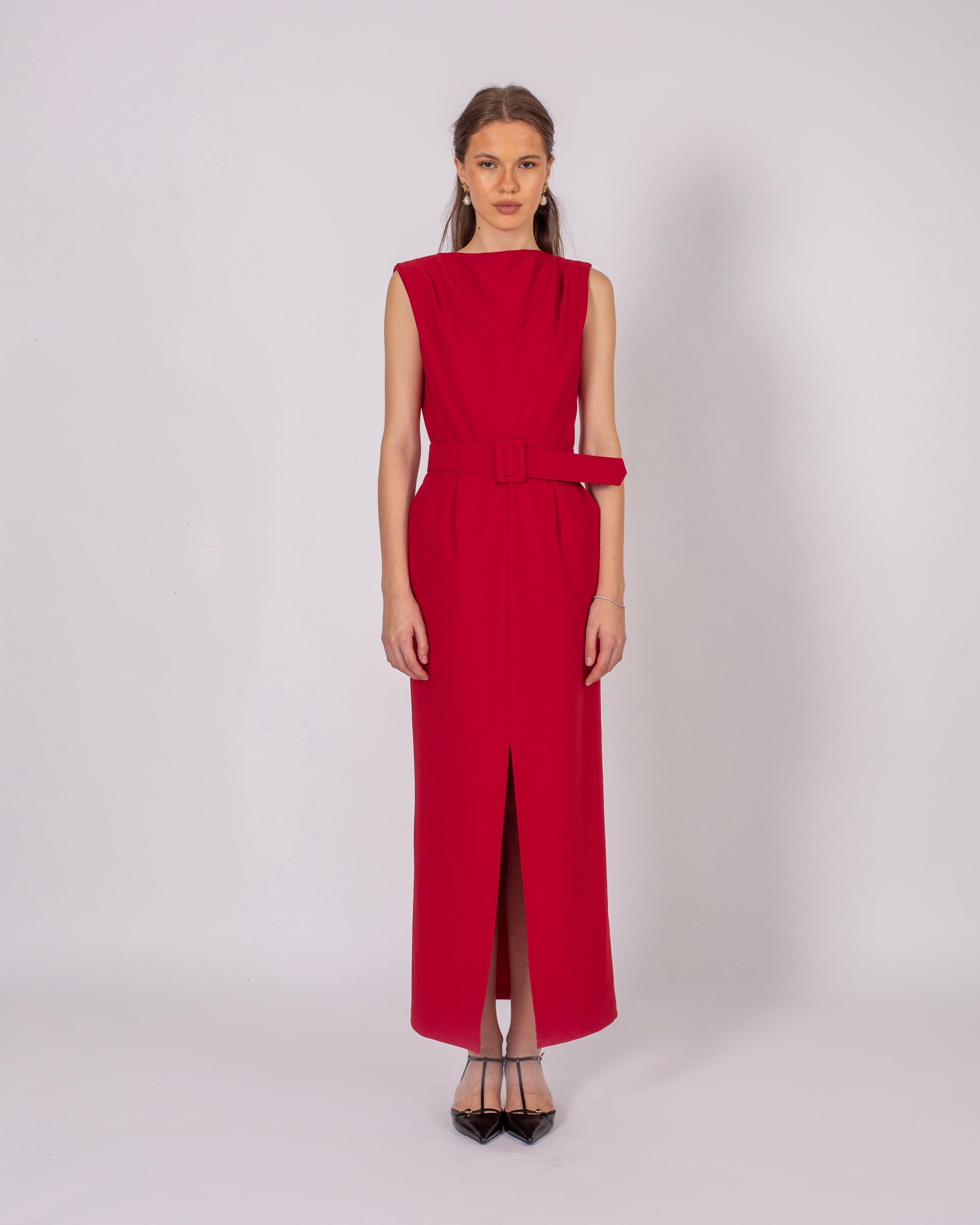 Sırt Detaylı Kolsuz Kemerli Elbise