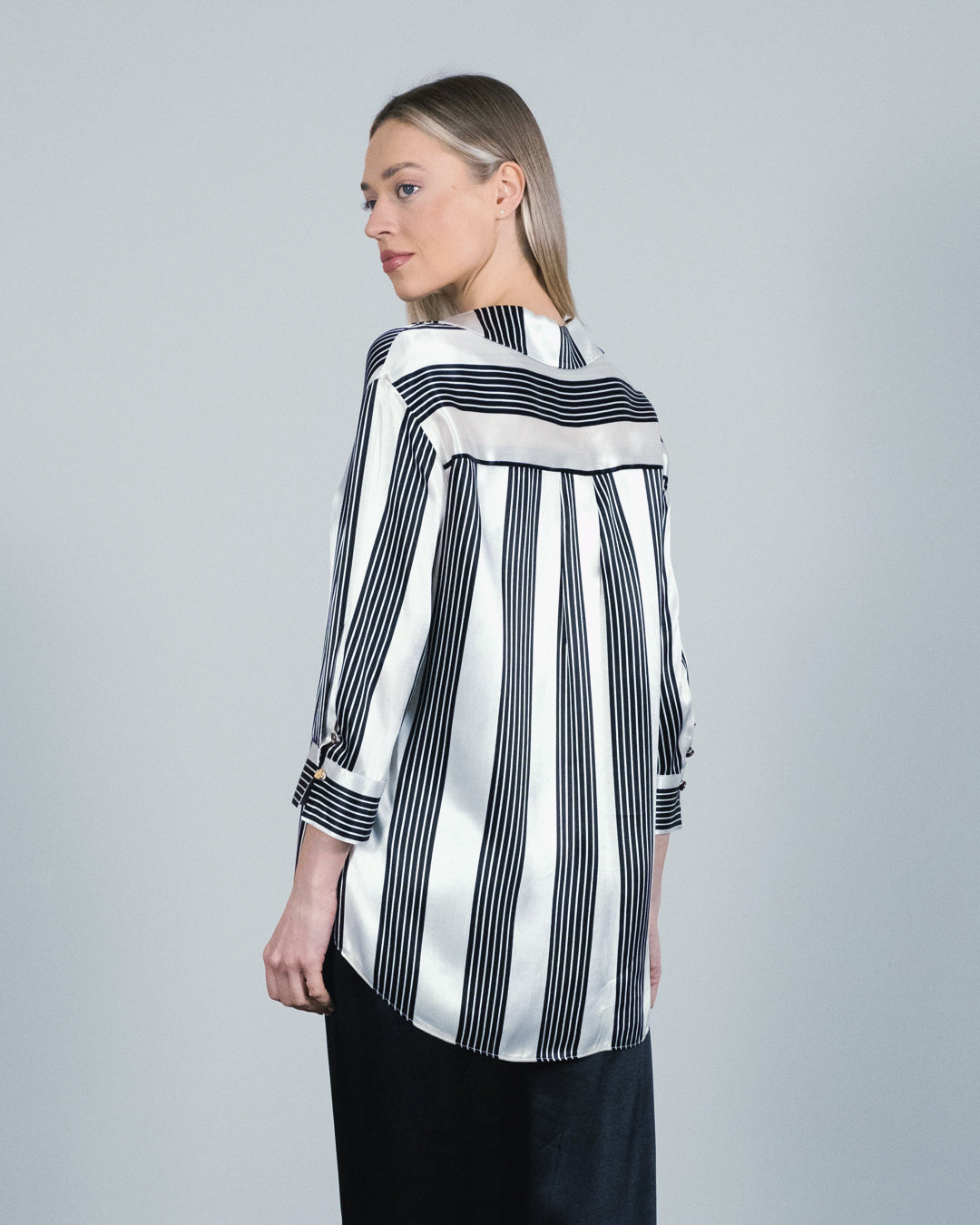 Button Detailed Striped Suit