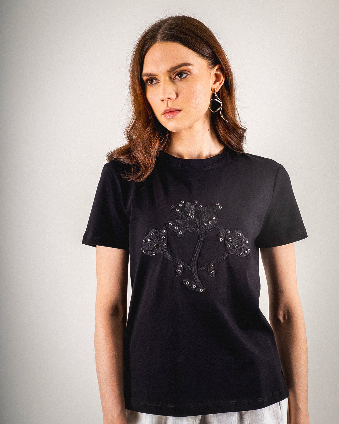 Round Neck Stone Embroidered T-Shirt