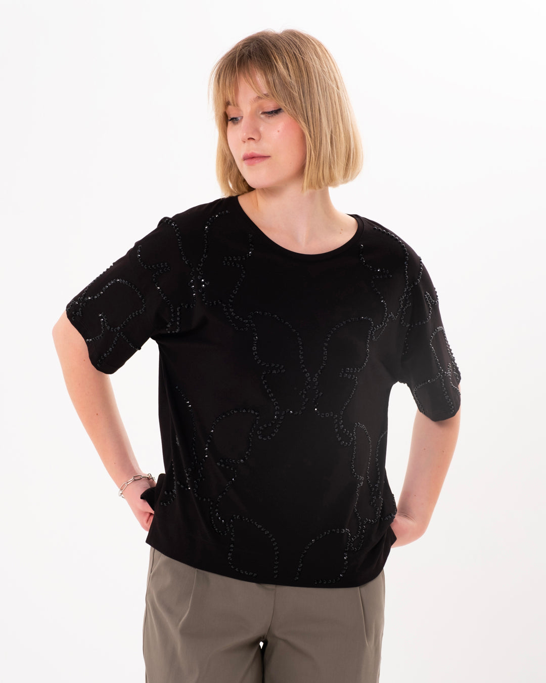 Round Neck Stone Embroidered T-Shirt