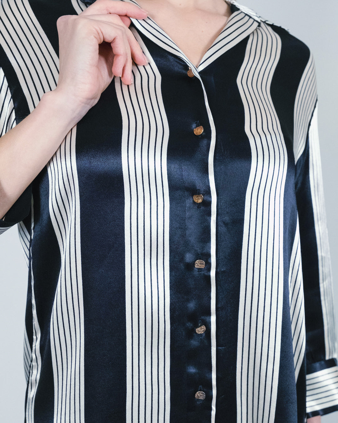 Button Detailed Striped Suit